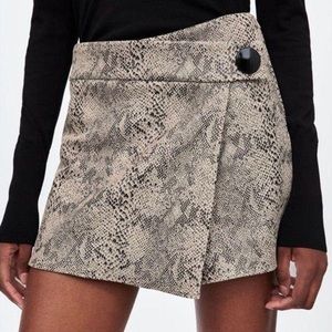 Zara Basics Snakeskin Skort
